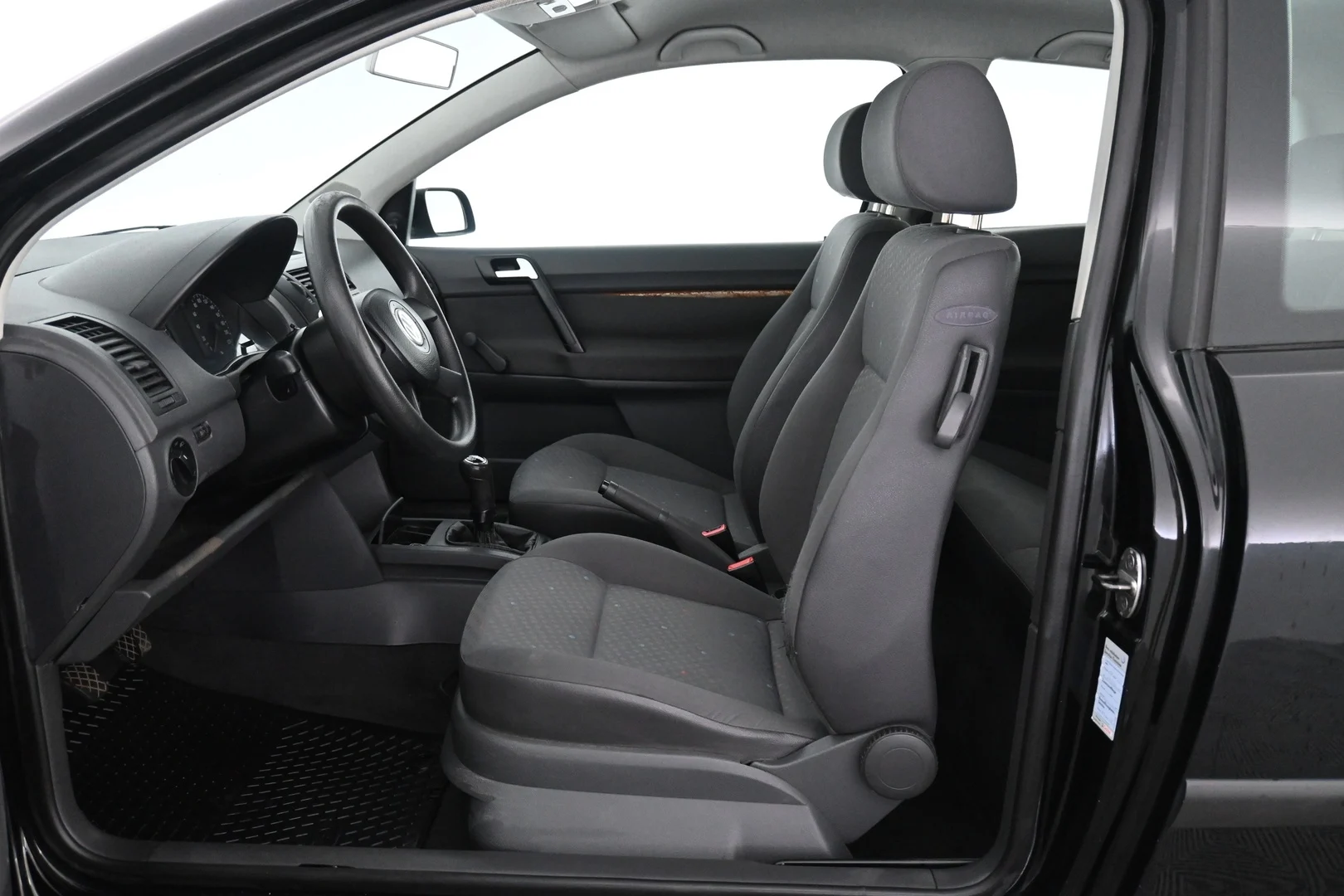 Car Image - 5aeo0Sh6CXtKfhrSkGbOzJ
