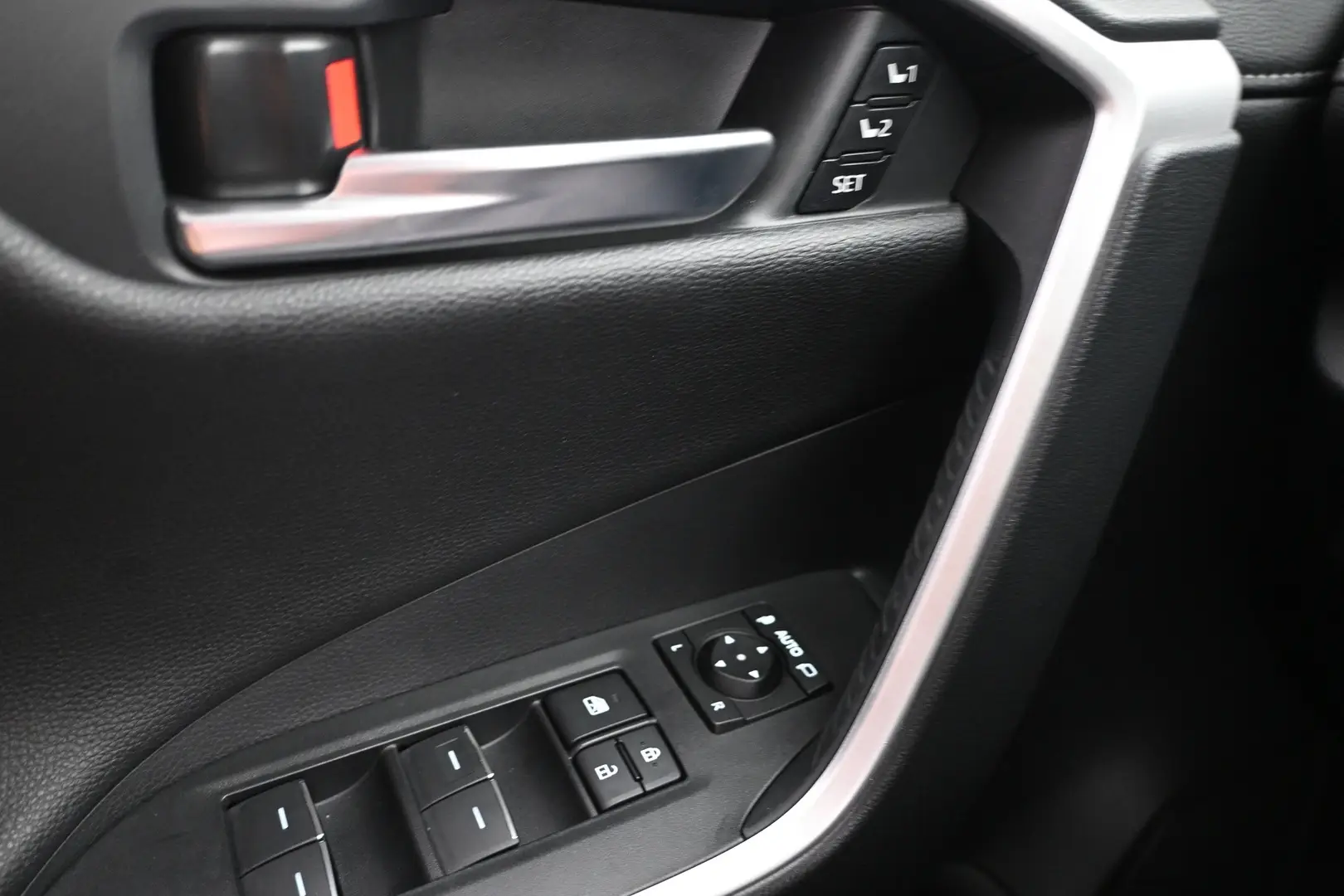 Car Image - guGbaSMq3YgRRIWYhg2VE
