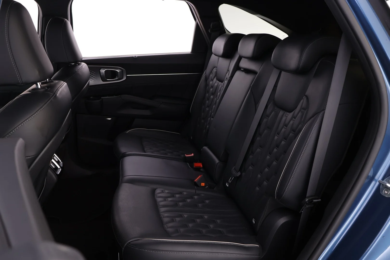 Car Image - 1A9ylQQb1DFi6UddE2rNRq