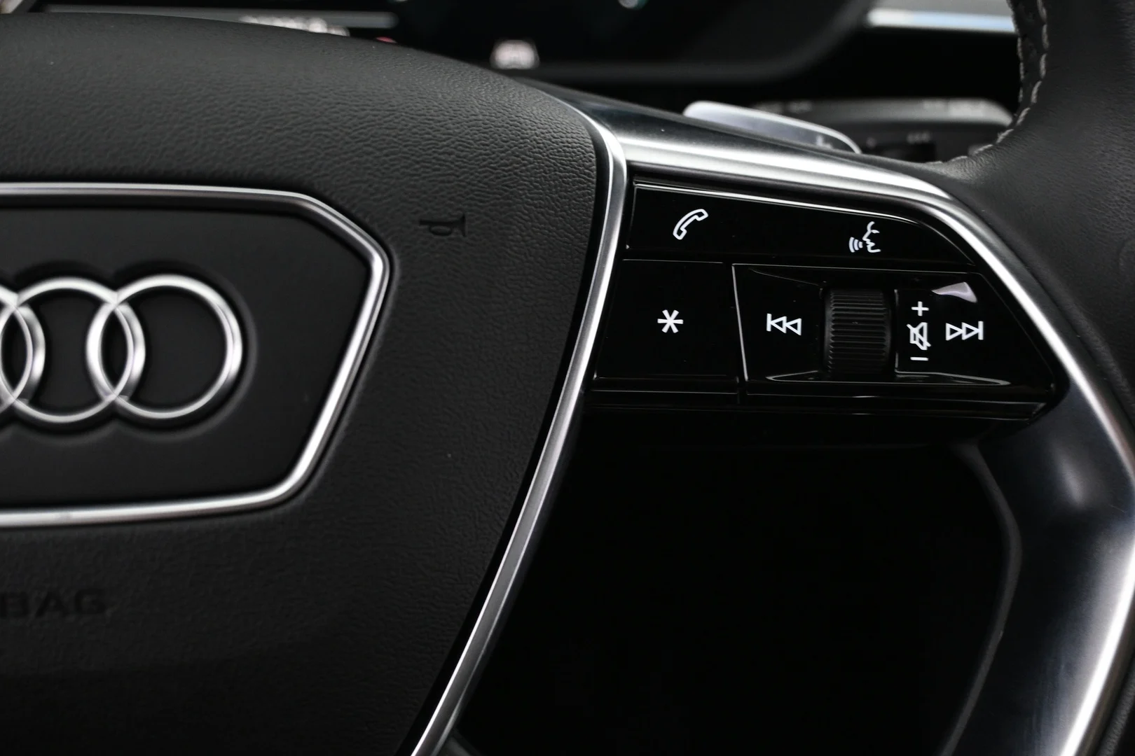 Car Image - 4jylw71Q0ntM0y0US8IULY
