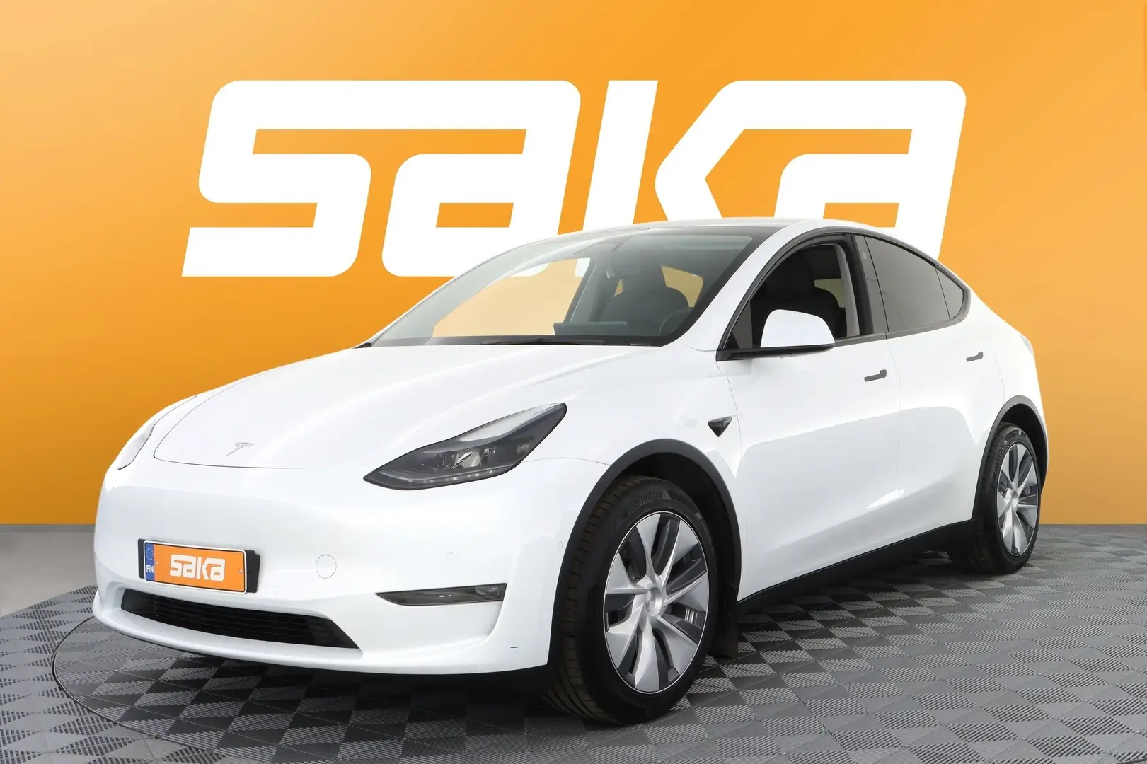 Car Image - 6OXaka8mVGQyCFP616dBtJ