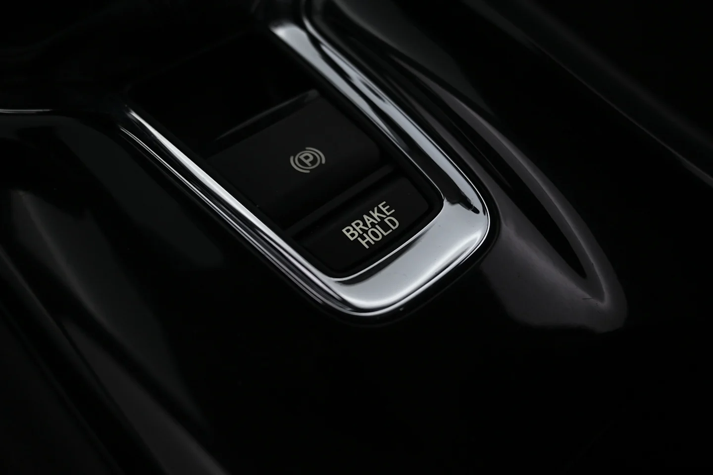 Car Image - 48MO64raa1atqnI1A7fU4F