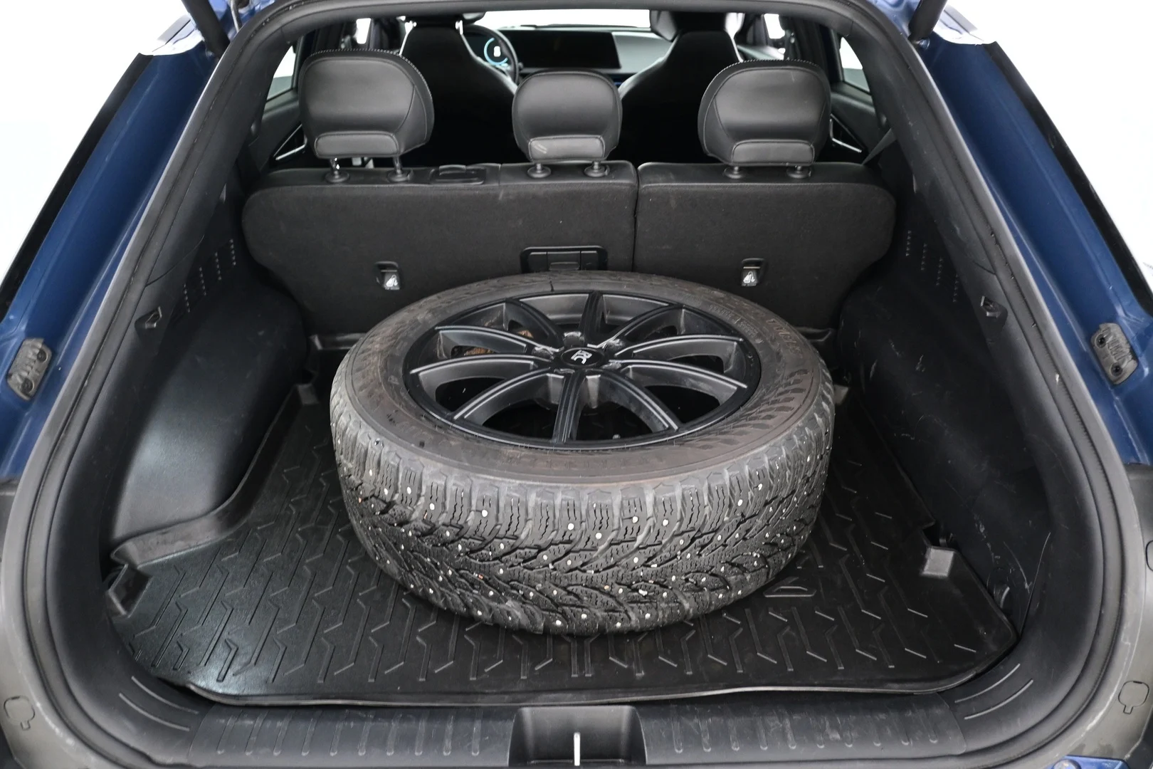 Car Image - 2YRoVRdG9RwCRxtizFwOpQ