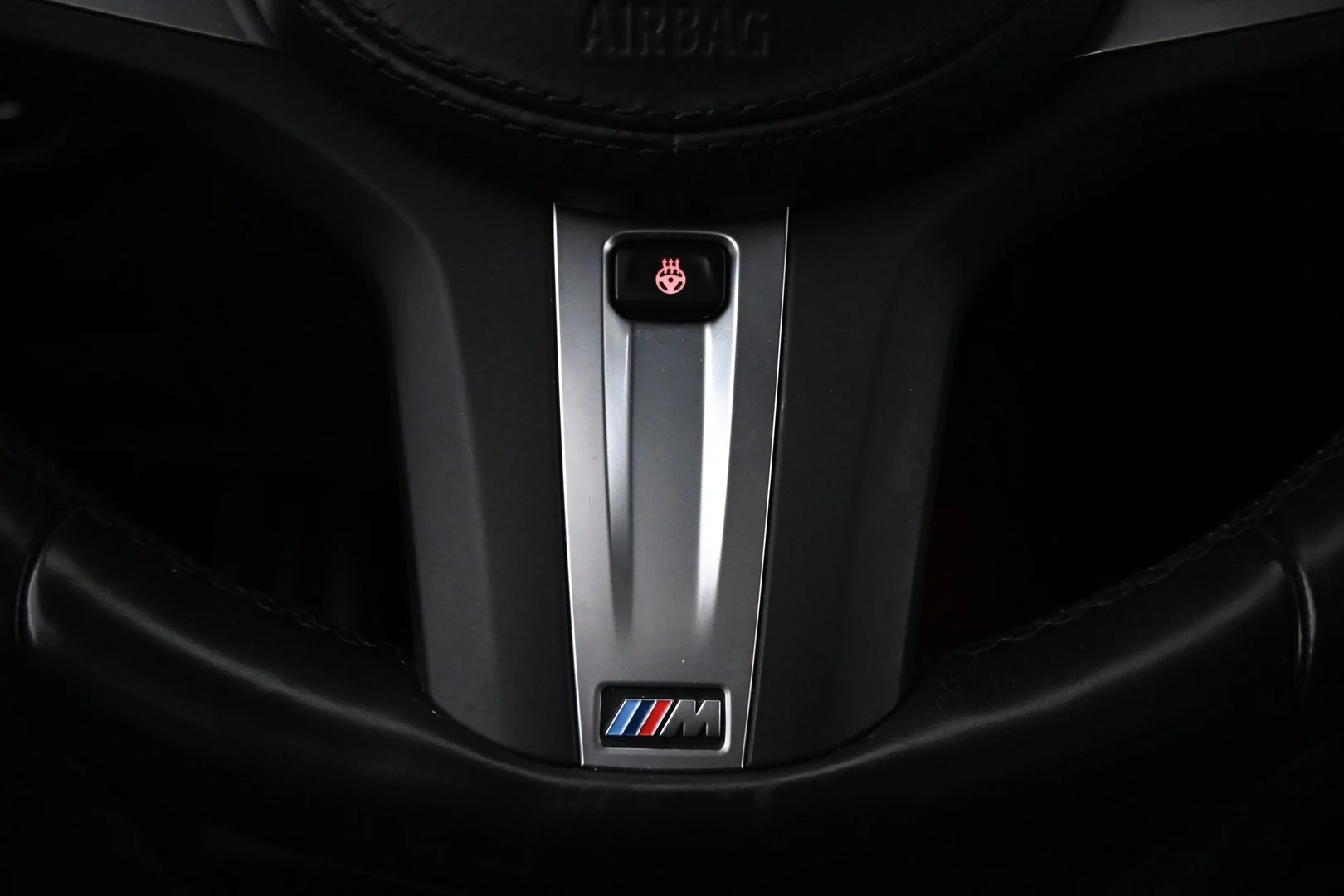 Car Image - EEzZxQZQxcp64neabUrU9