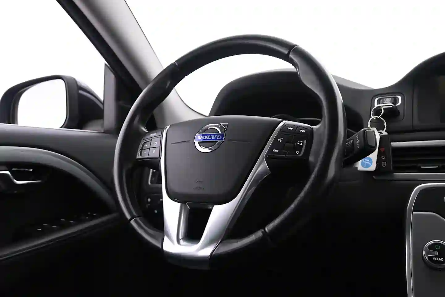 Car Image - 1U4ybafFaOfYsAKW5quNNV