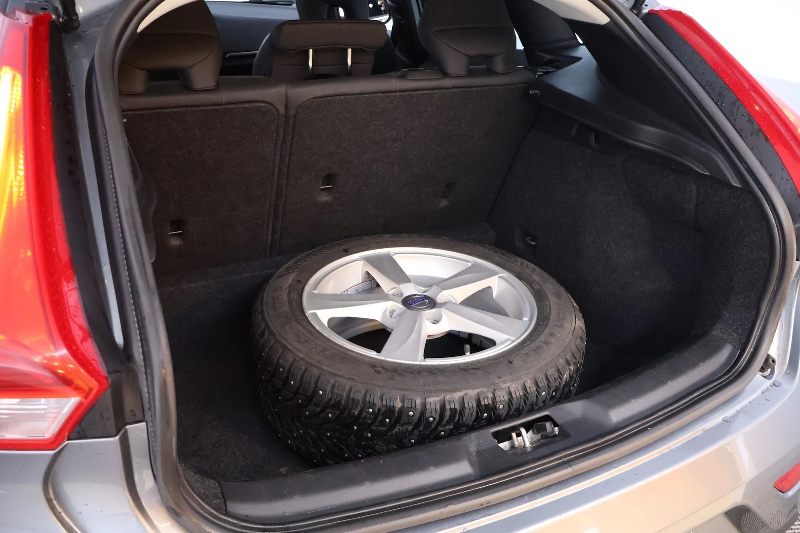 Car Image - 40ovQ7aV2ANLlkiMnUKdU4