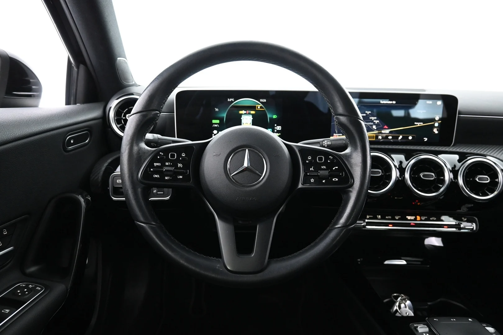 Car Image - 2oSxwDPMcXsTfHhdlvKirn