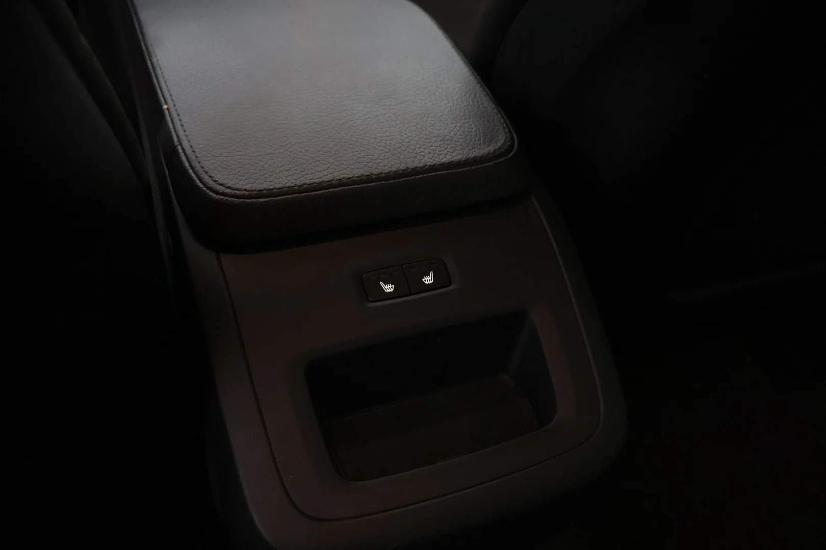 Car Image - 5K894VLqG2g9rR7zixT8qx