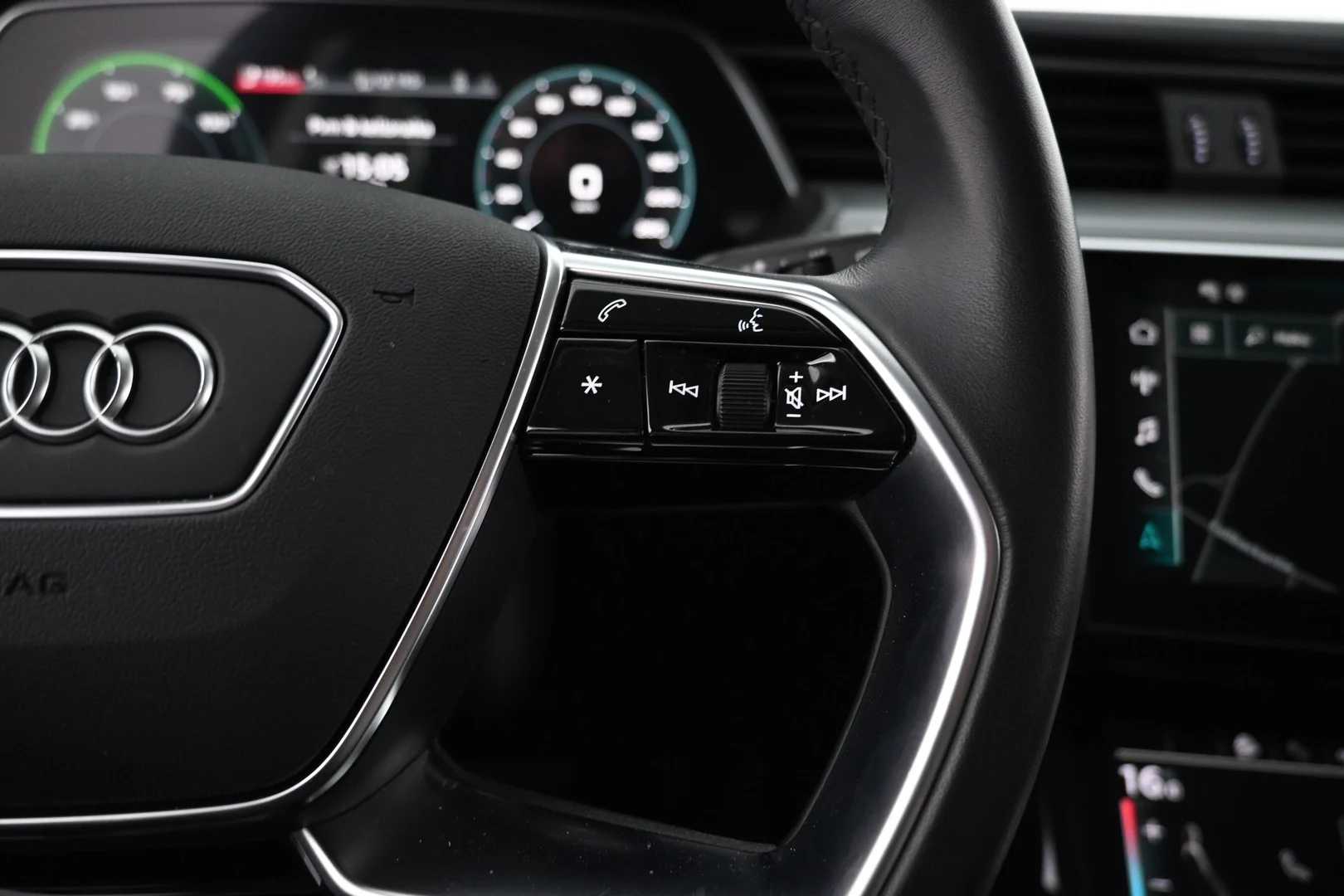 Car Image - 3T1cjXgriZttykpeS5iboj