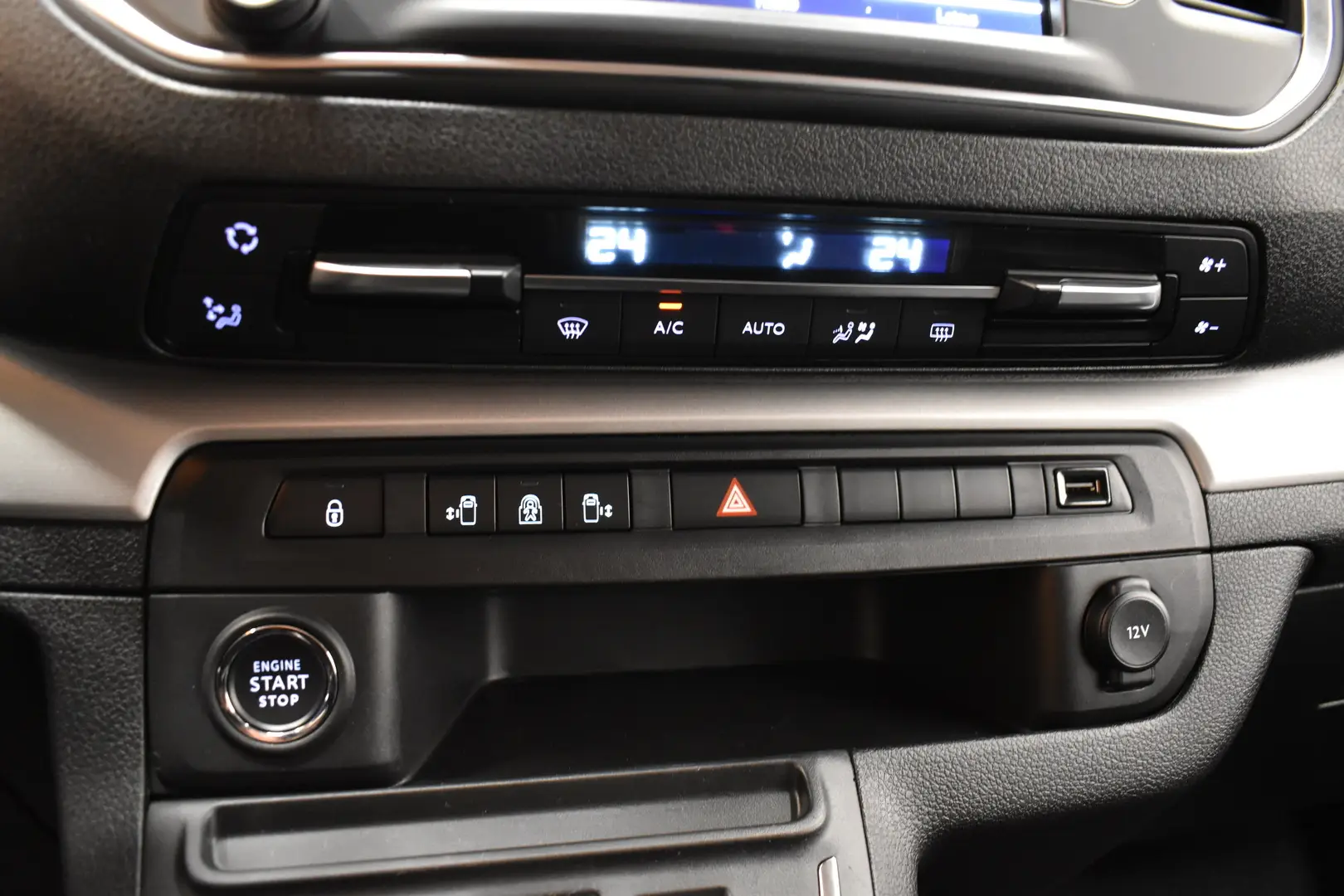 Car Image - 6HnNqyu5J5Dz7bgOiF0ZzJ