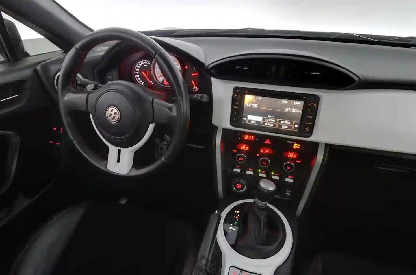 Car Image - 57uga1kz2AKhwHd8avi7Xn