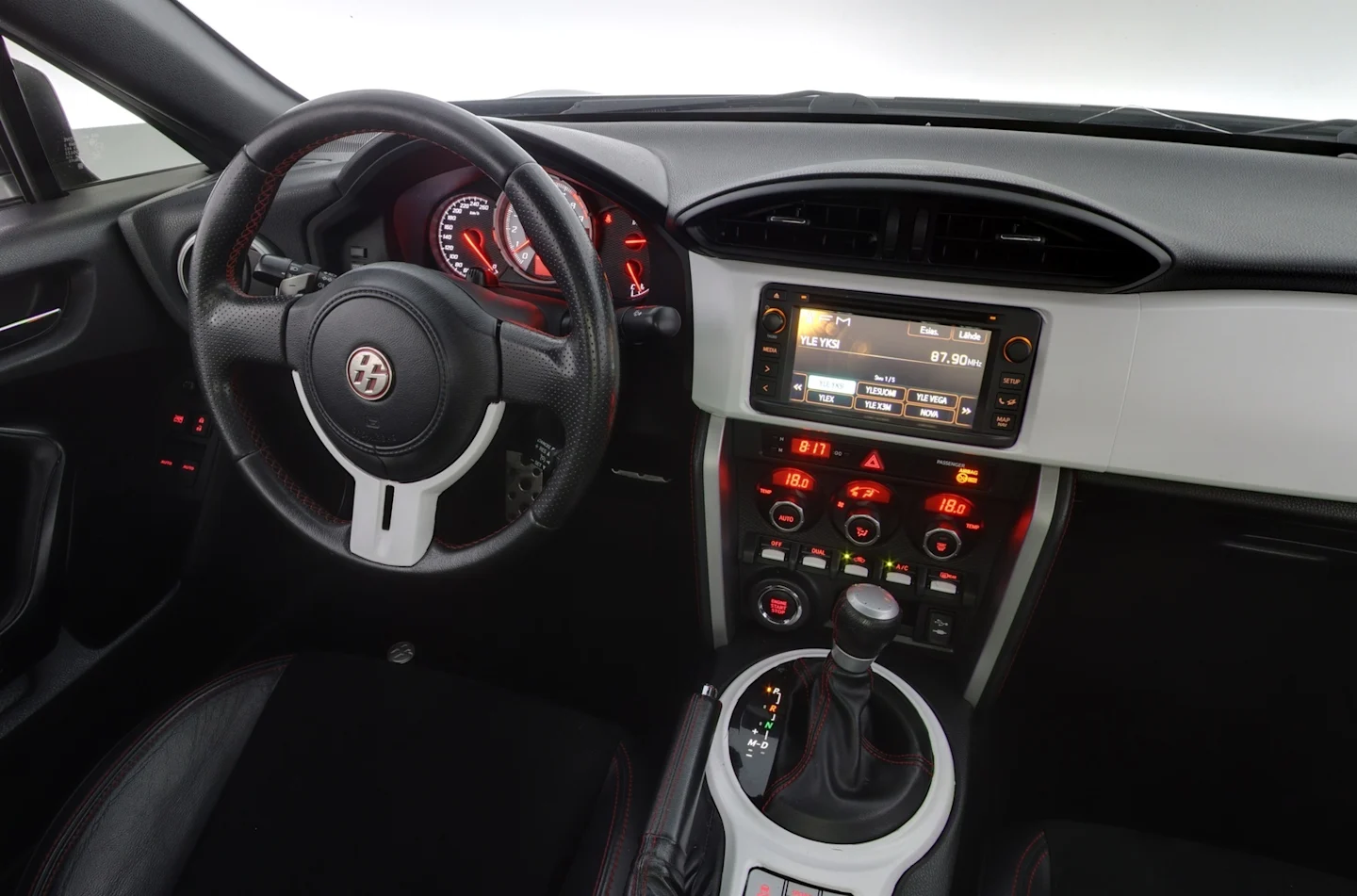 Car Image - 57uga1kz2AKhwHd8avi7Xn