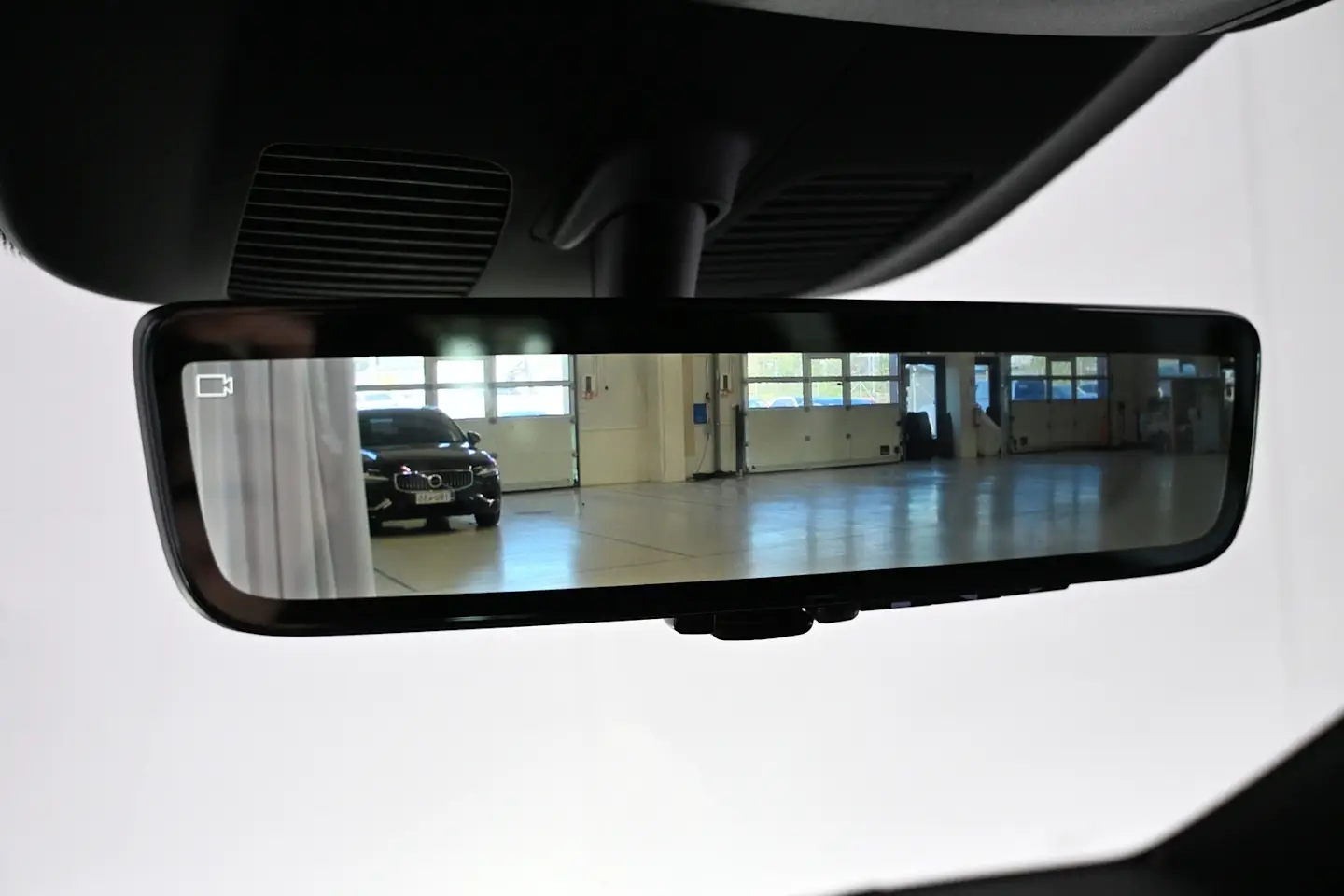 Car Image - 1KVC5KjoAOwUEIVlwmcQZj