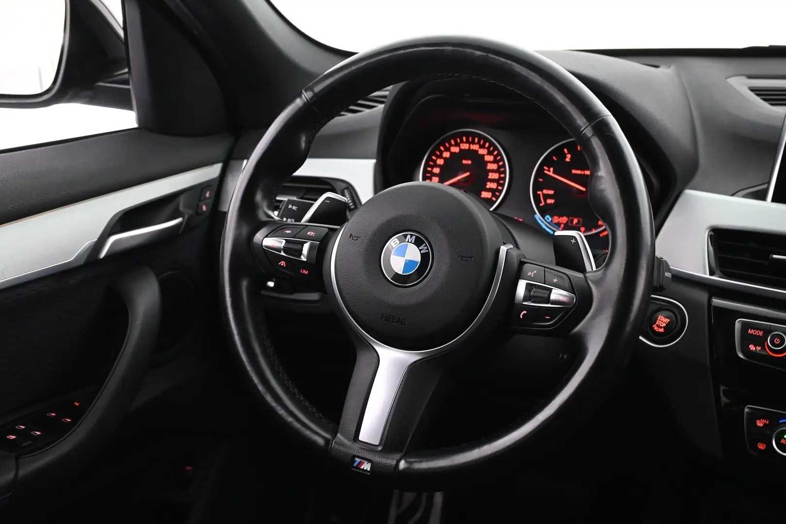 Car Image - 7AAHVZpZEca4N1Ly3LF9Sw