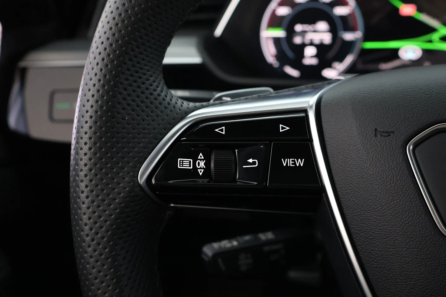 Car Image - 5trnScceGtxTrC4zPXKTCt