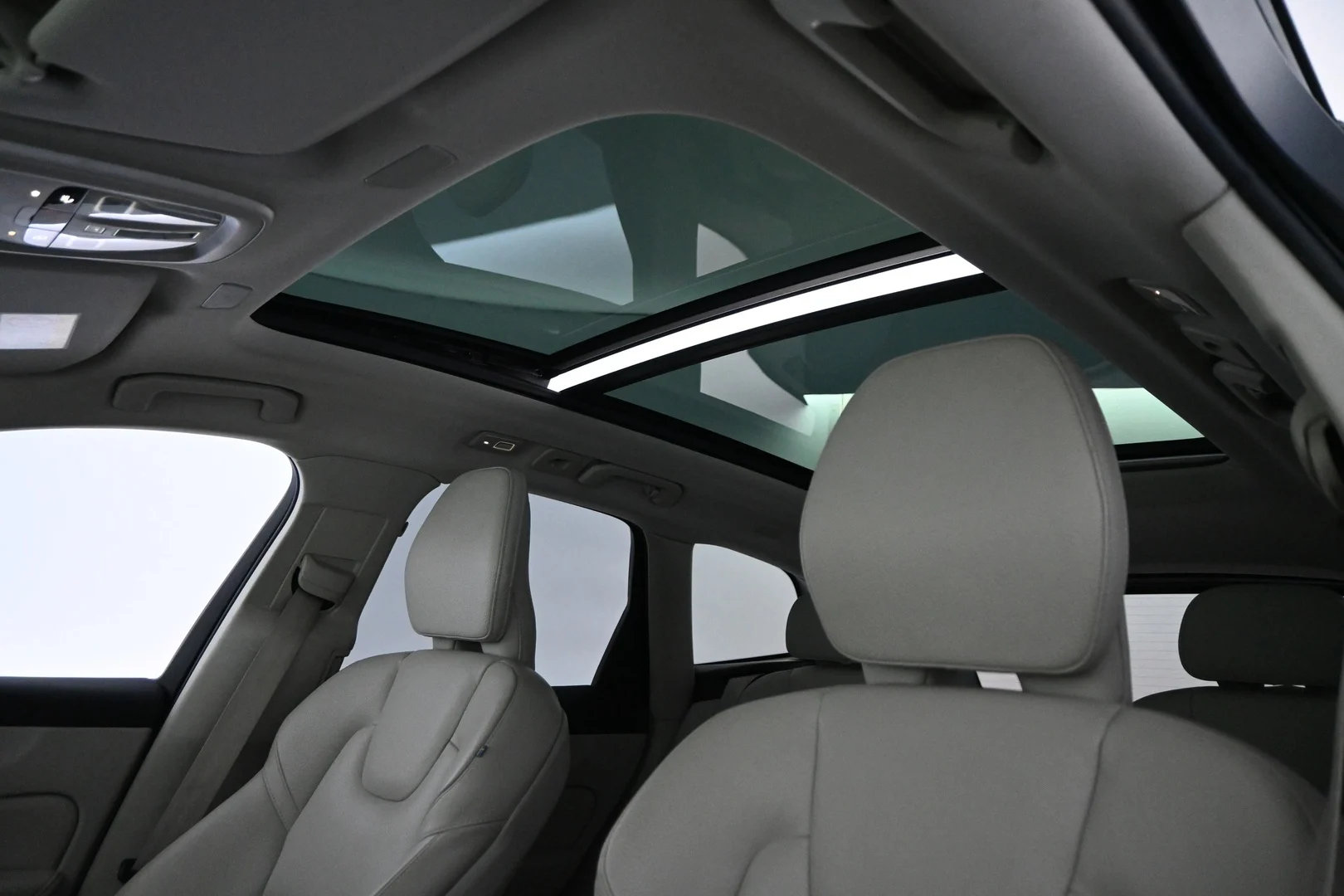 Car Image - 7a5zLtSxtKcNFXMUjS6bh9