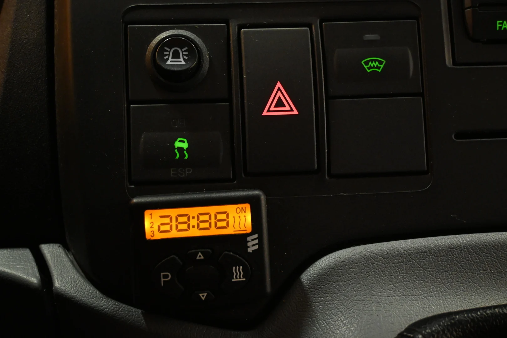 Car Image - 3A0r40T7KfcoqYMOGpaFvo
