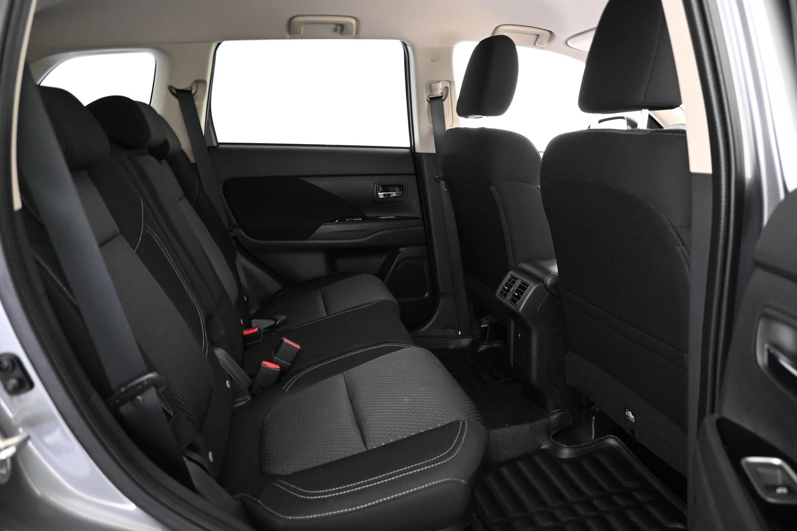 Car Image - 1npN3ceD6bai5QsNd7wFCr