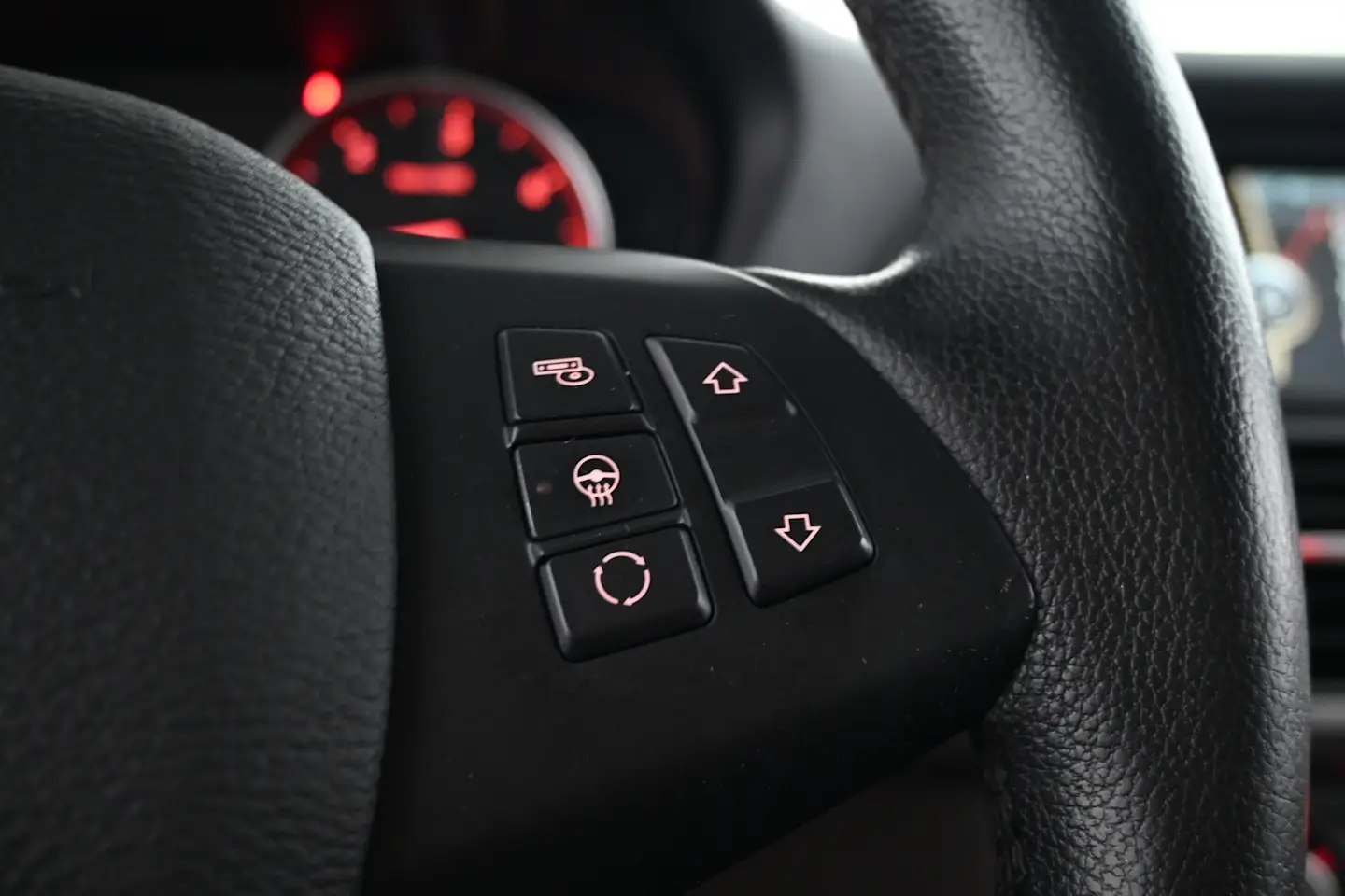 Car Image - 305WxamxhZKiyhbr3yrE4T