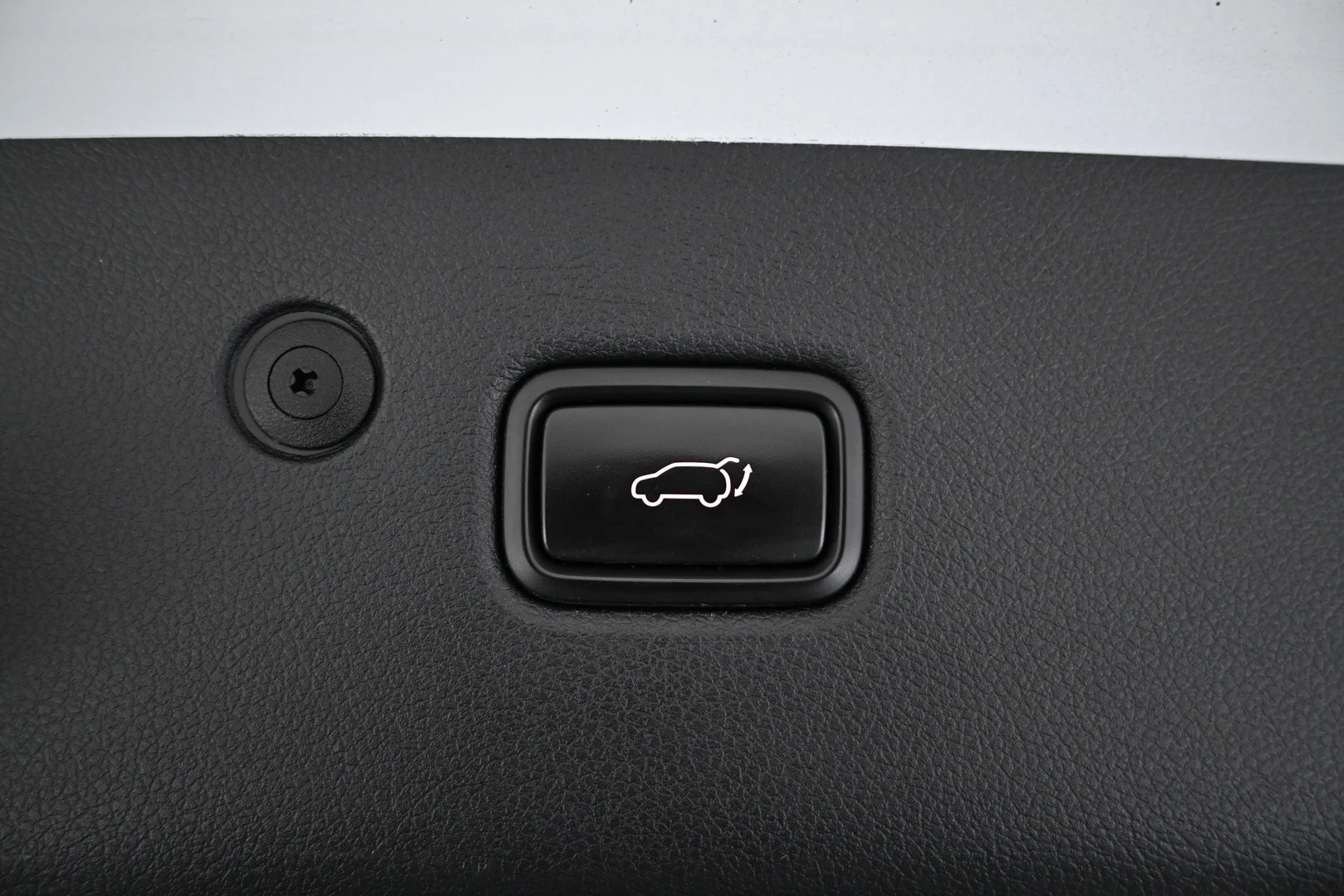 Car Image - 3vBTmuKpxUQHJ9bnB9cObG