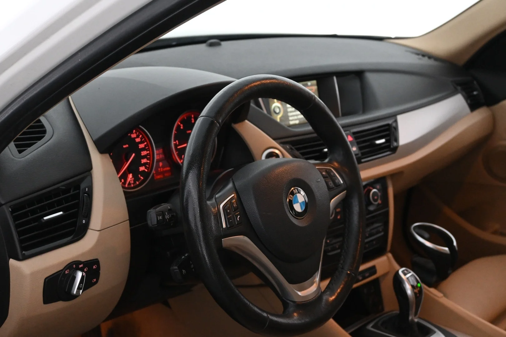 Car Image - 2GU0QMmfy0RYb1UPuqJ1IG