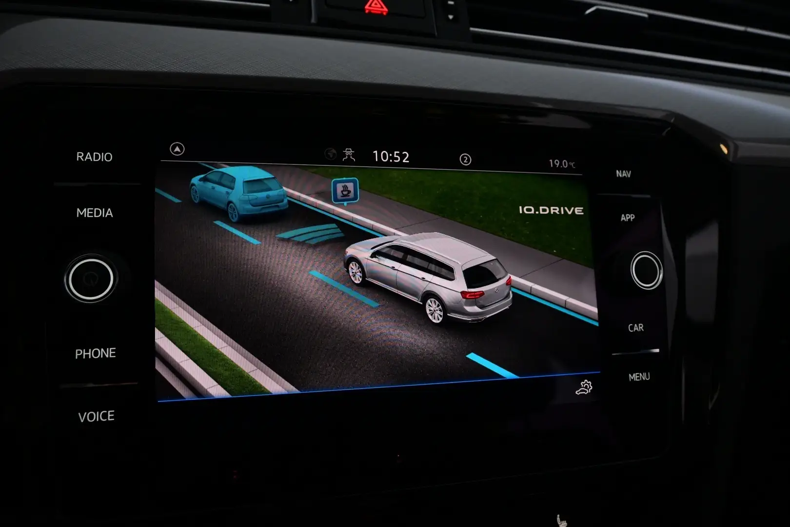Car Image - NE2QGmWpa3dbhnJ52Z9YL
