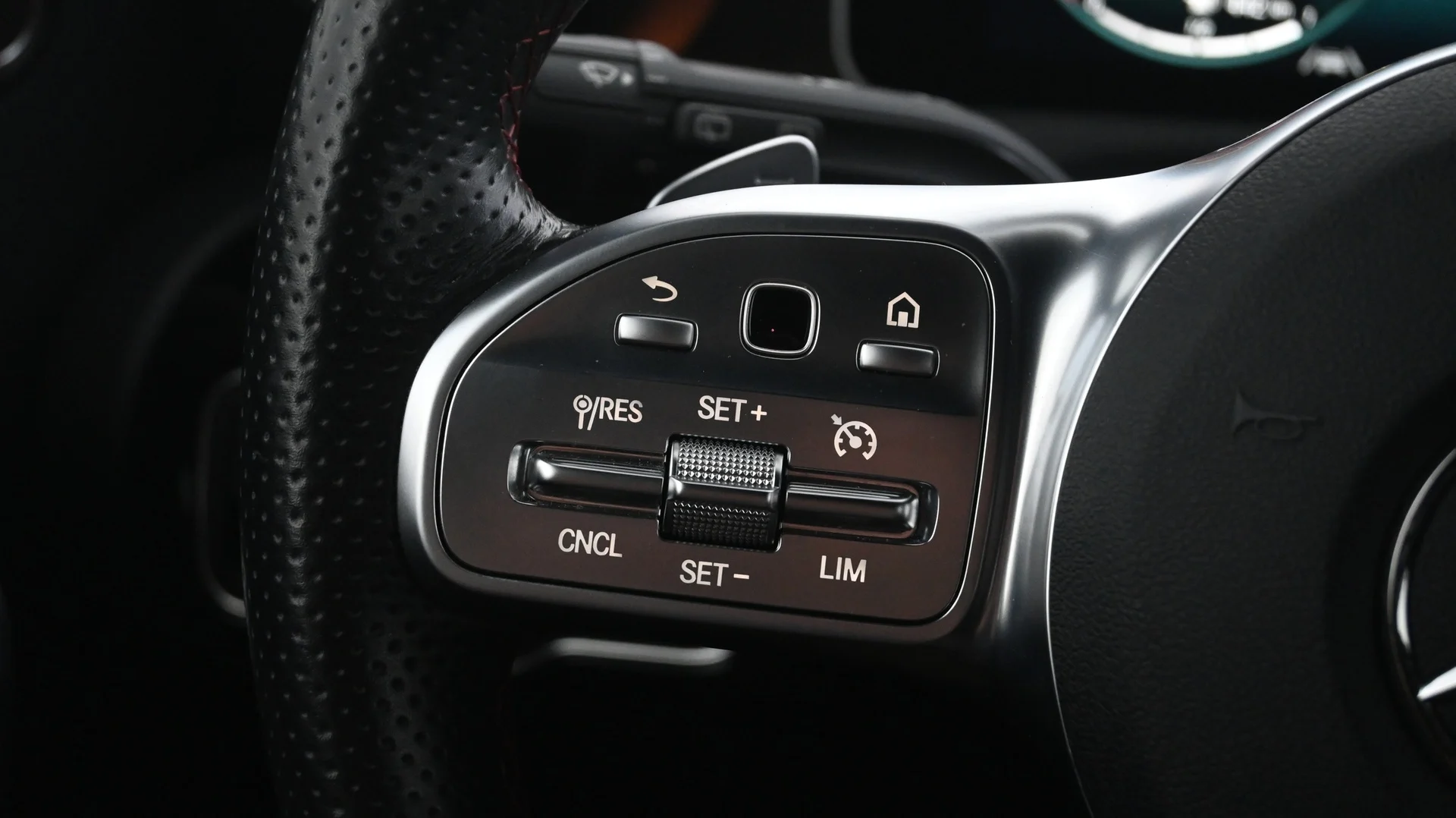 Car Image - 01vJkDP4rqD4trGXRVpvEa