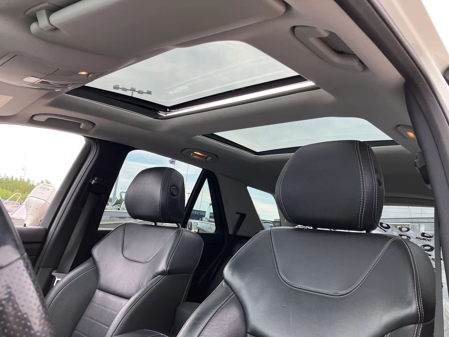 Car Image - 6EE4yH8lE9C8ZLLryhFnl3