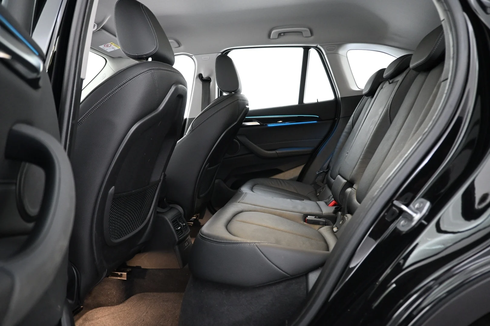 Car Image - 4k1OYvvpMnaJQWAcWGFxA4