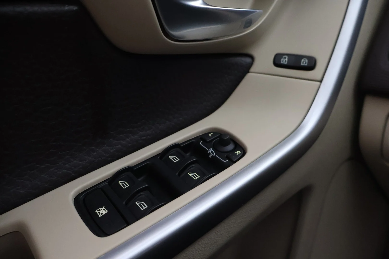 Car Image - 1xwDBhK7E2bxSTDJ1HoMGk