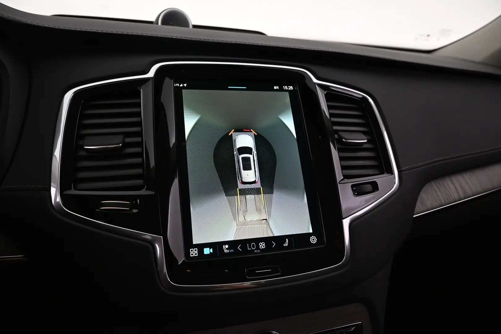 Car Image - 5Hb0M8EjDE58k74dg5L7UN