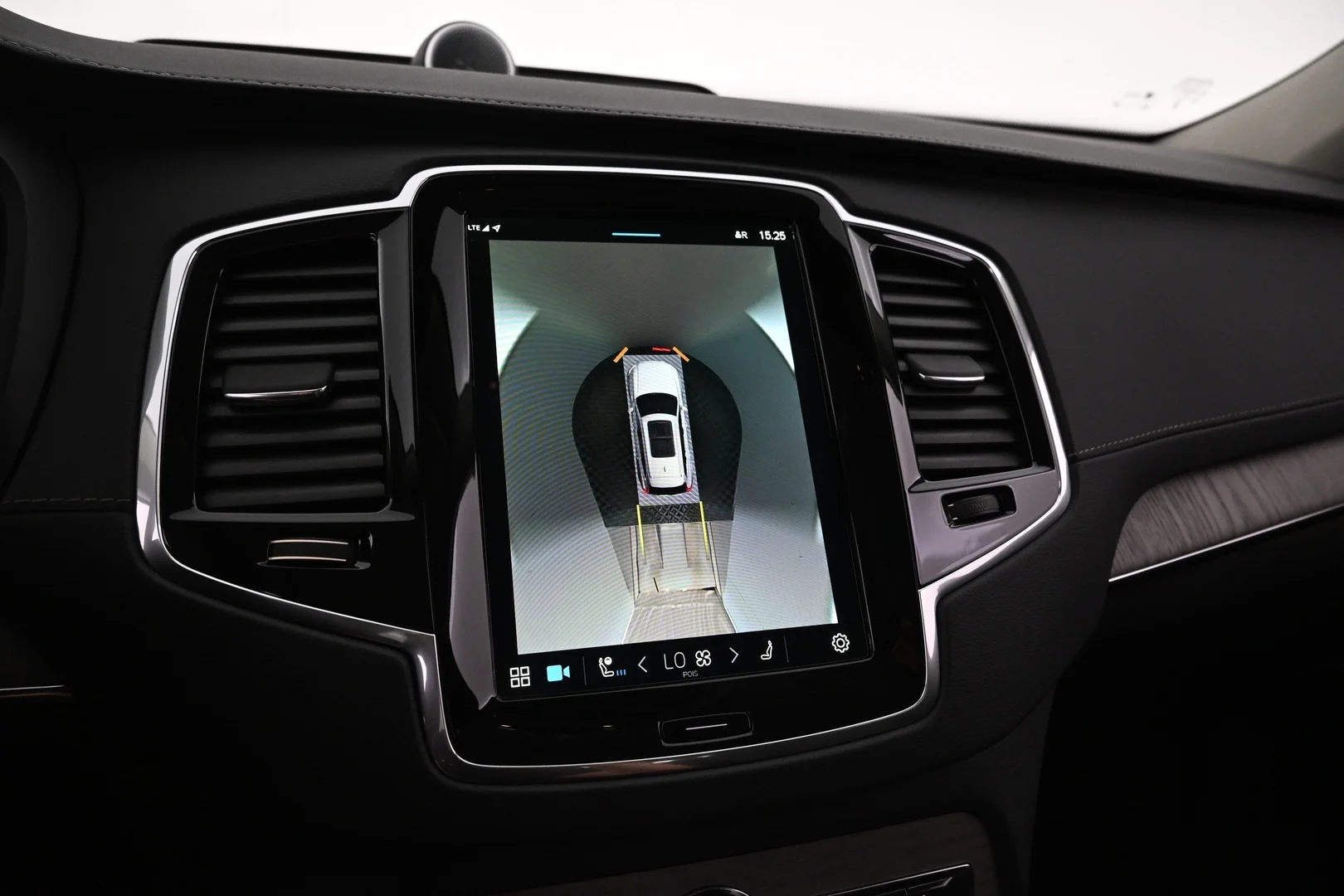 Car Image - 5Hb0M8EjDE58k74dg5L7UN