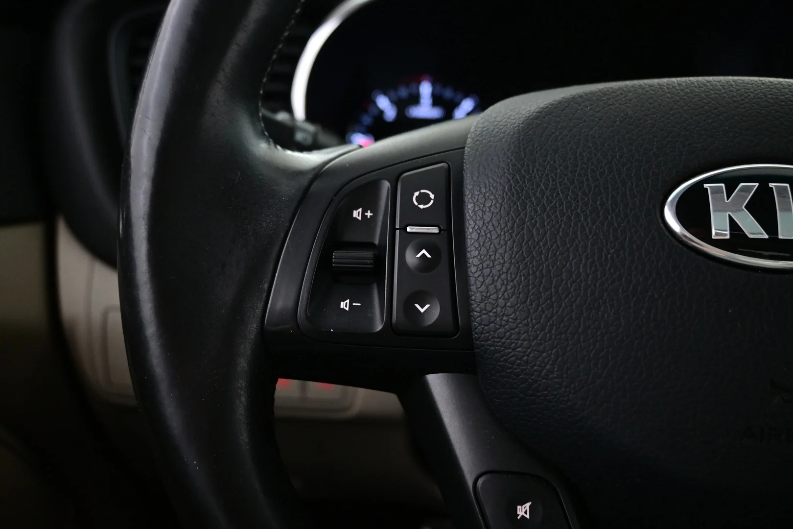 Car Image - 7pHnLydLOznneGtgmAotd1