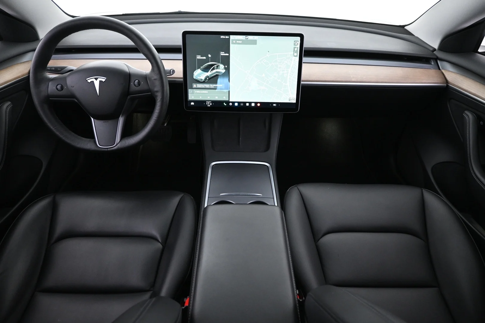 Car Image - 5mtF6IhTFhcKiG6rx52i4B