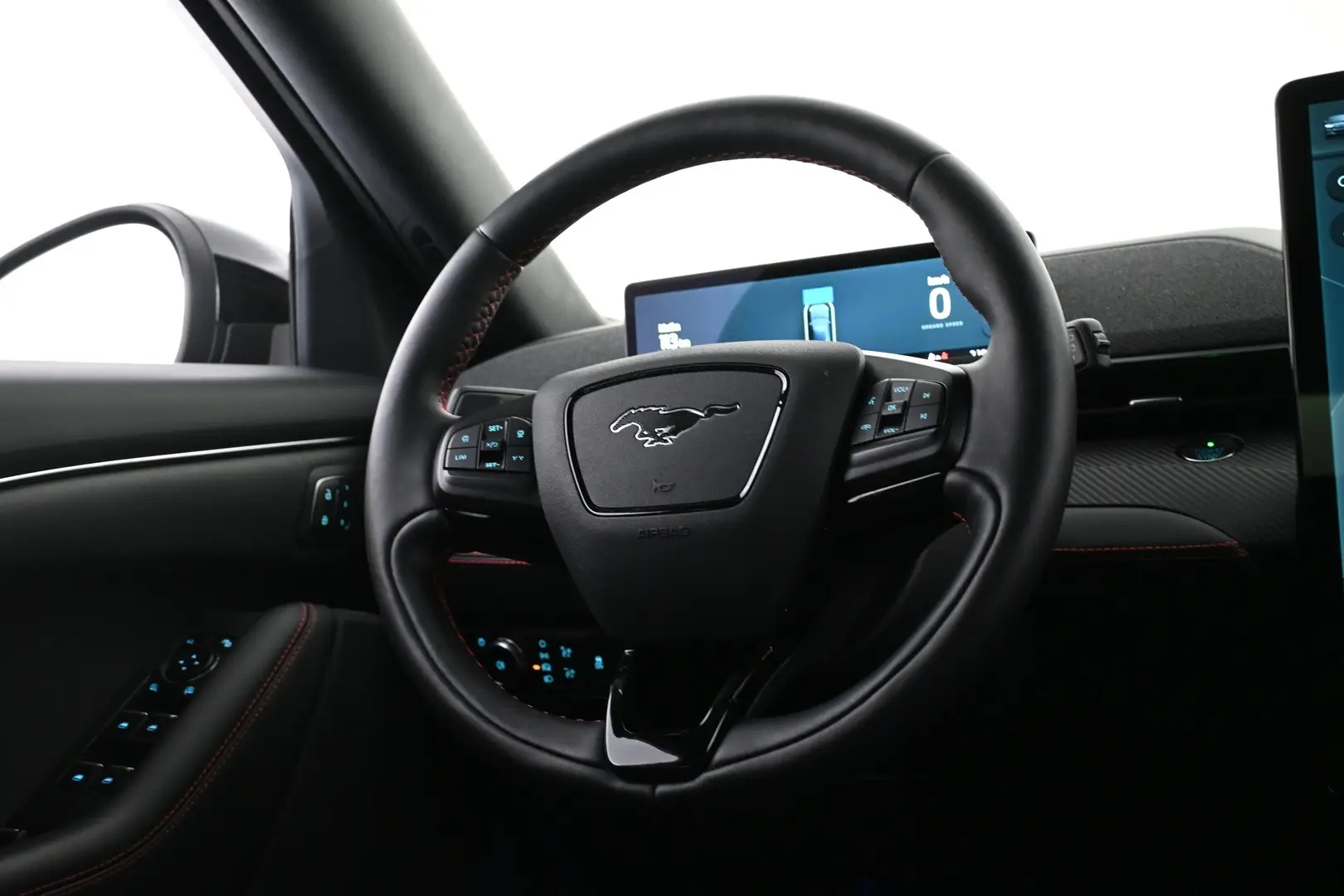 Car Image - 5ZU25Ch1TTxyNCcEBVAnFB