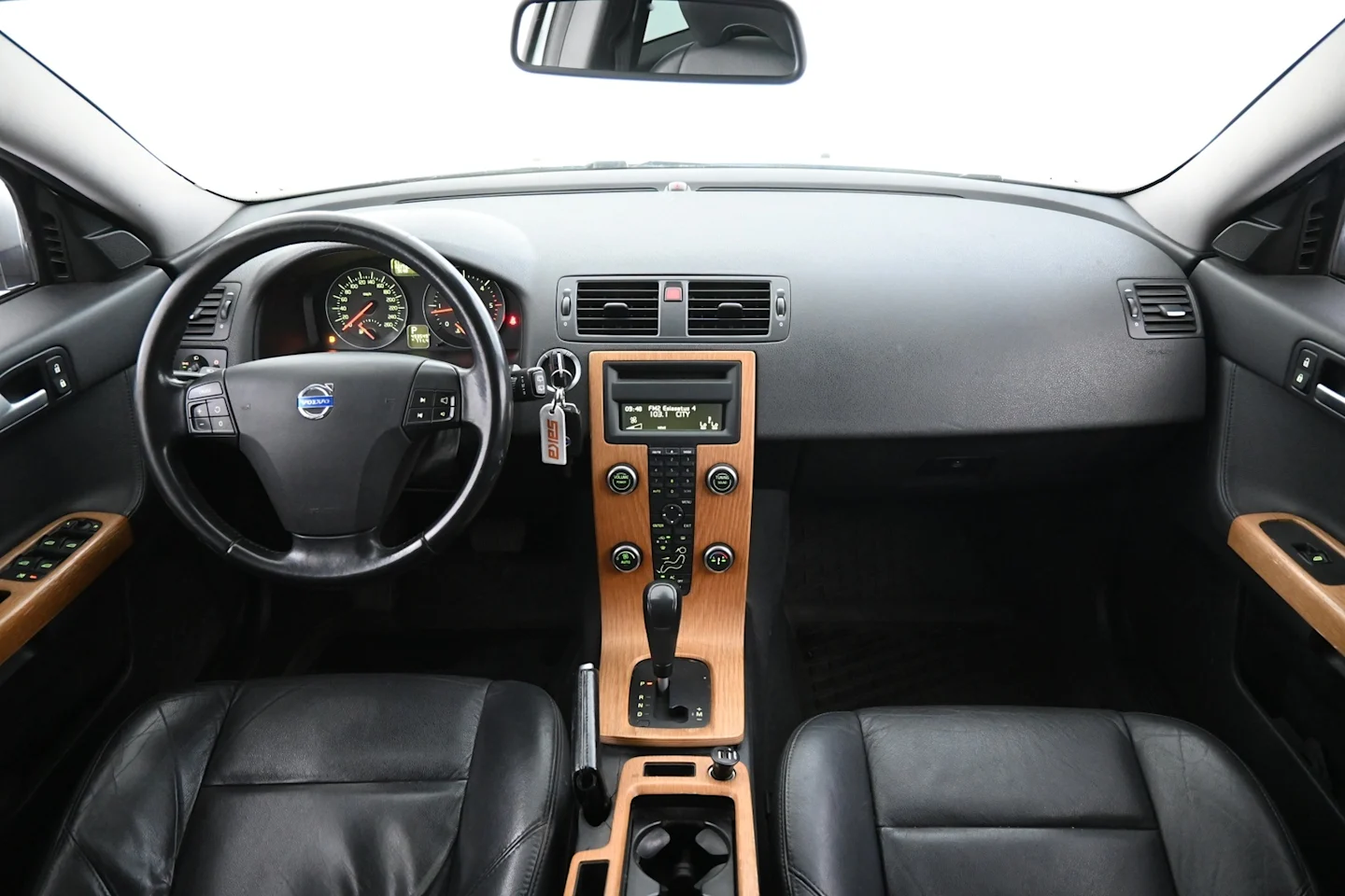 Car Image - 26B2MIjldHAyTR1ODWup8e