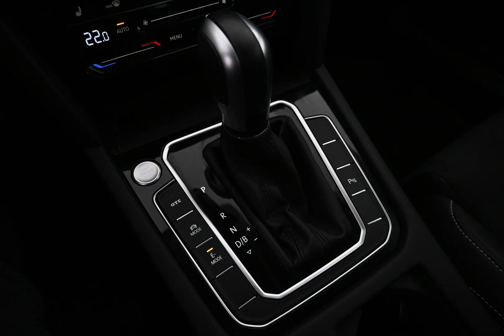 Car Image - 2ESuGeEjLUX66AfHtcVV3l