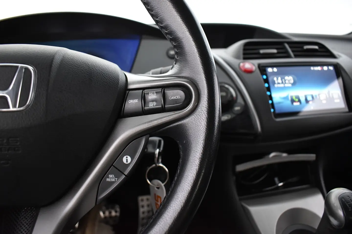Car Image - TcVl69zXl9DAyQzezZuJg