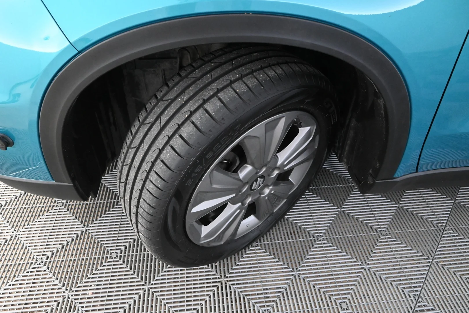 Car Image - 4avuqv9kVi1J97shpGVRdn