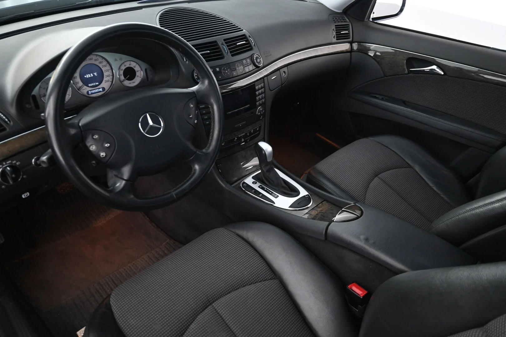 Car Image - 6TImRqmFWlZad85hNkSzgQ