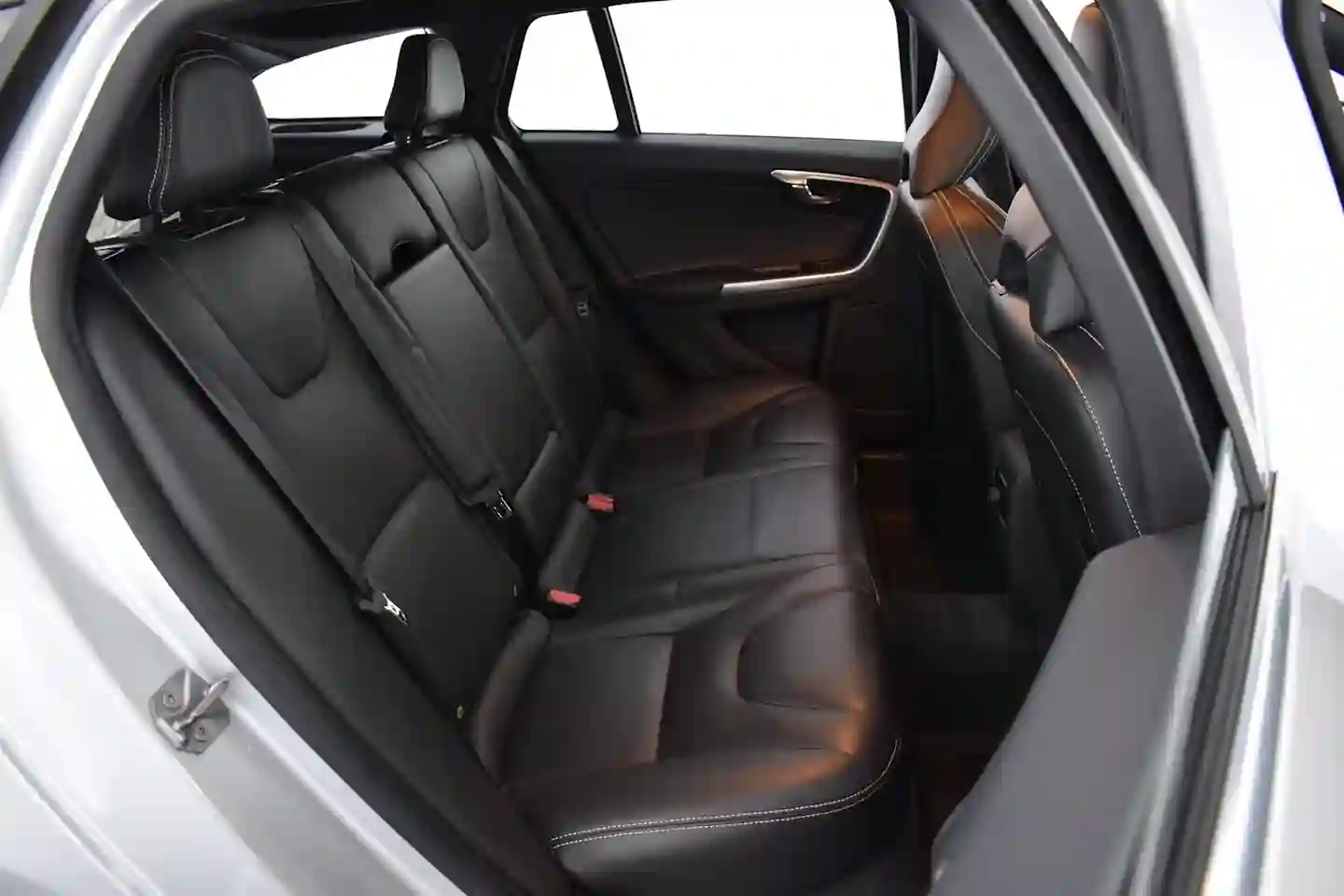 Car Image - 2ecGrzxKAuZZNgQFm3FuUj