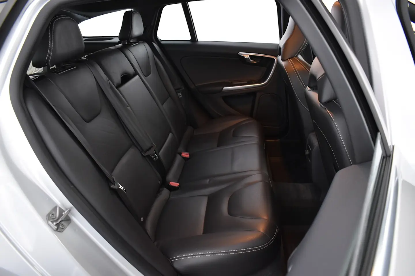 Car Image - 2ecGrzxKAuZZNgQFm3FuUj