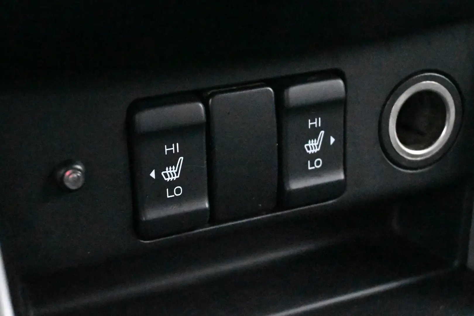 Car Image - 2HdUimkRputJ2xmVfpElsr