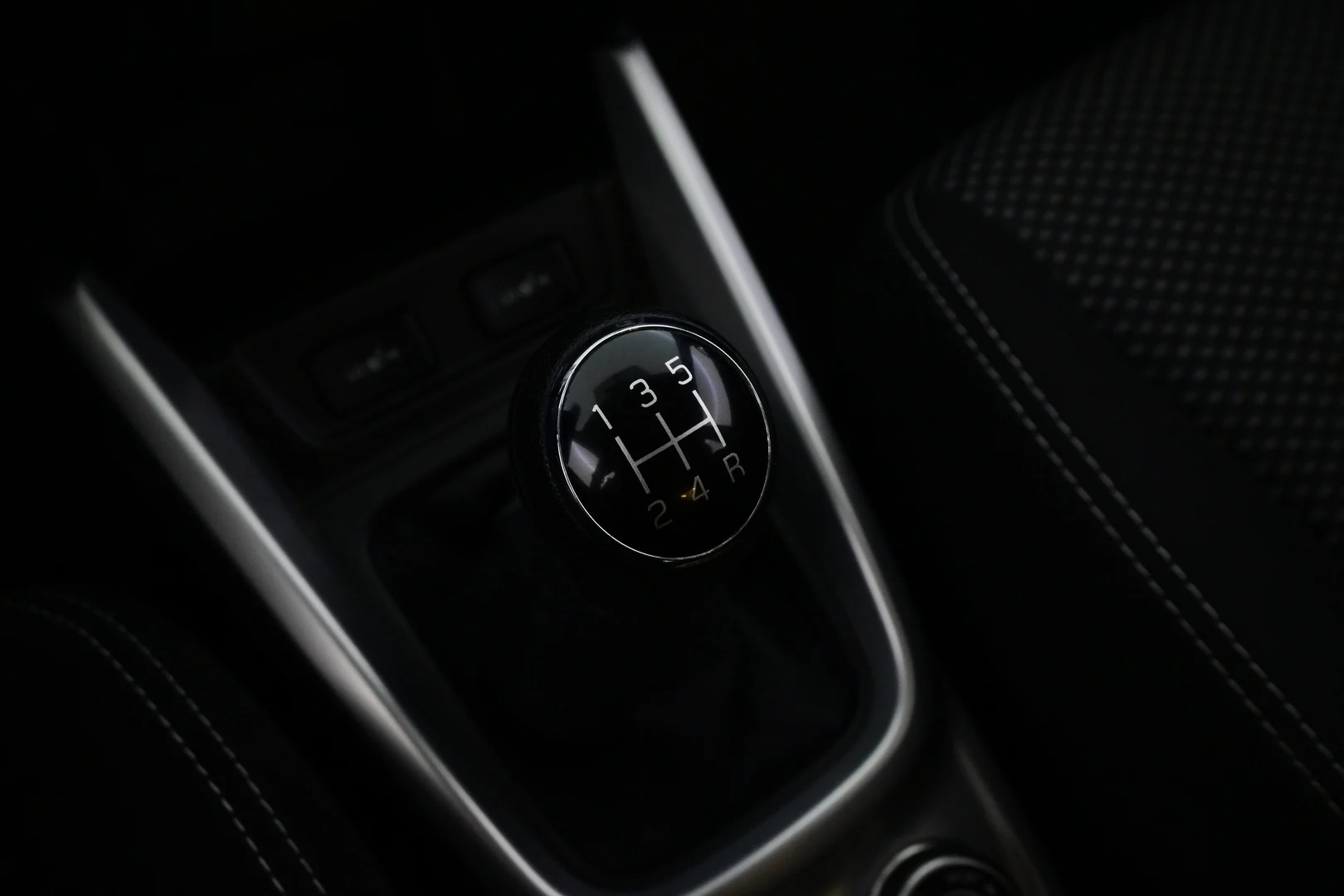 Car Image - 1FqG2T9YP1hjQI1uXYnFPD