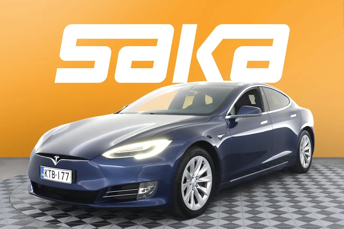 Car Image - 53JyIH5Pwyxyl8RpxQ7bwY