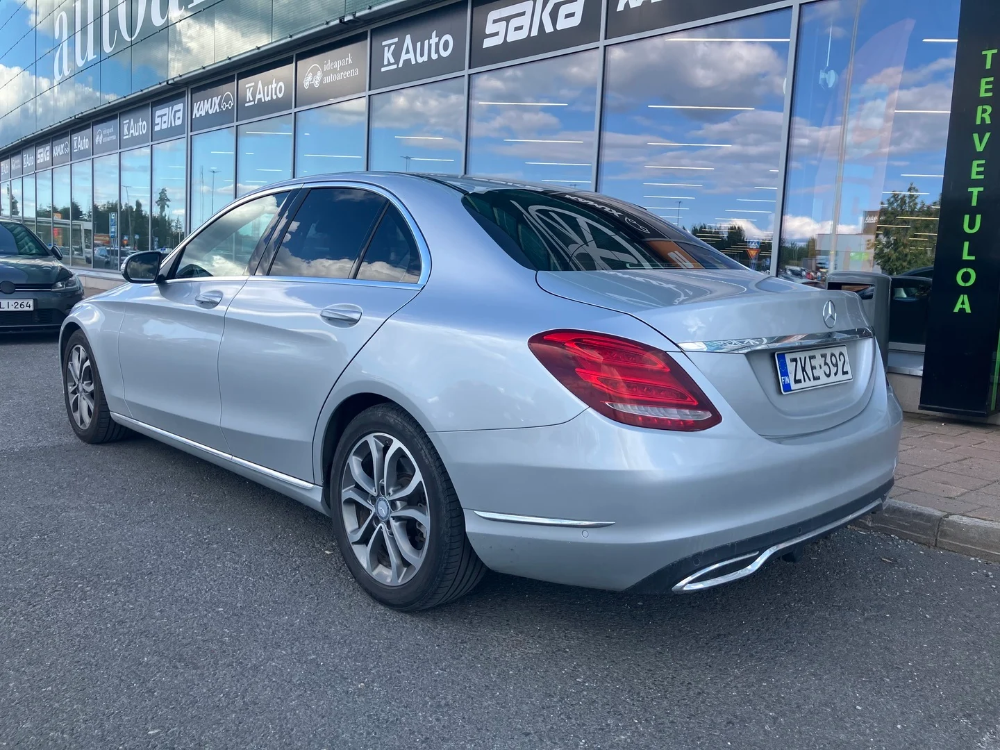 Car Image - 6gzZShCxRx6GvysKrK4c0z