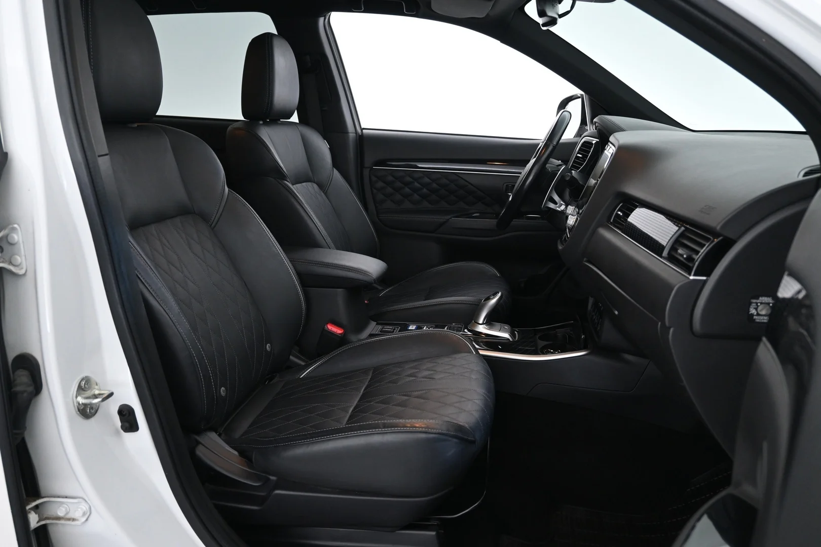 Car Image - 1OvFJIjkPc9ffGKD79aI2z