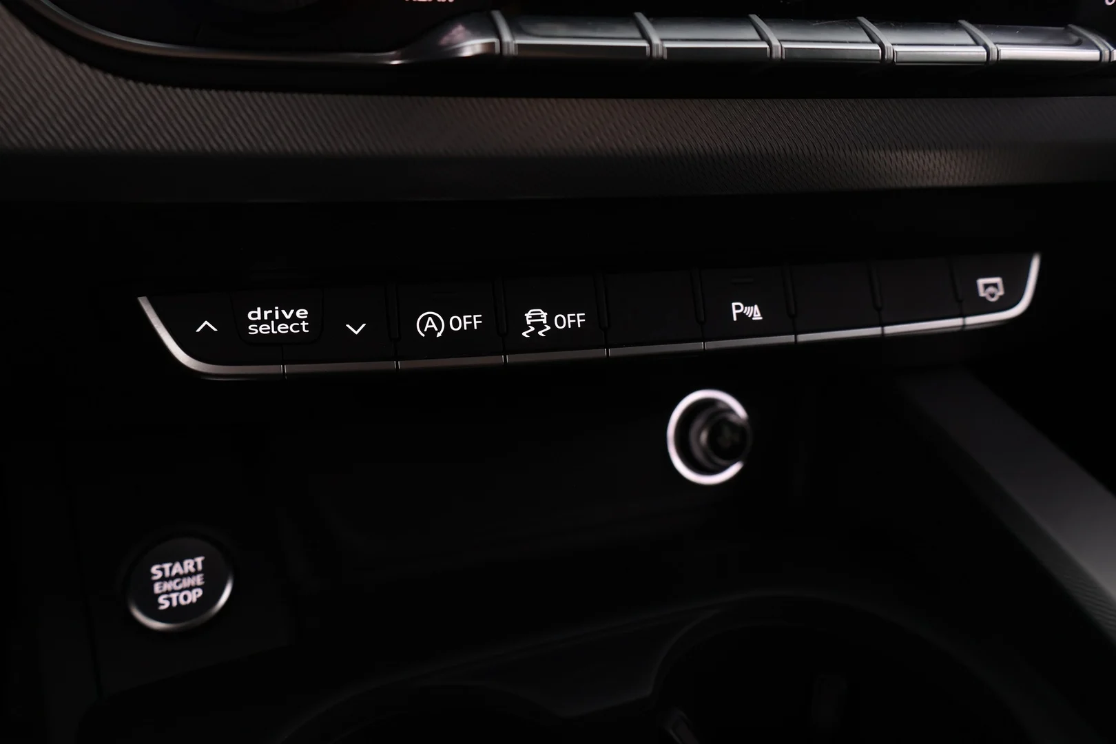 Car Image - 1qMfiVkhVRjWL8jd3DT2UI