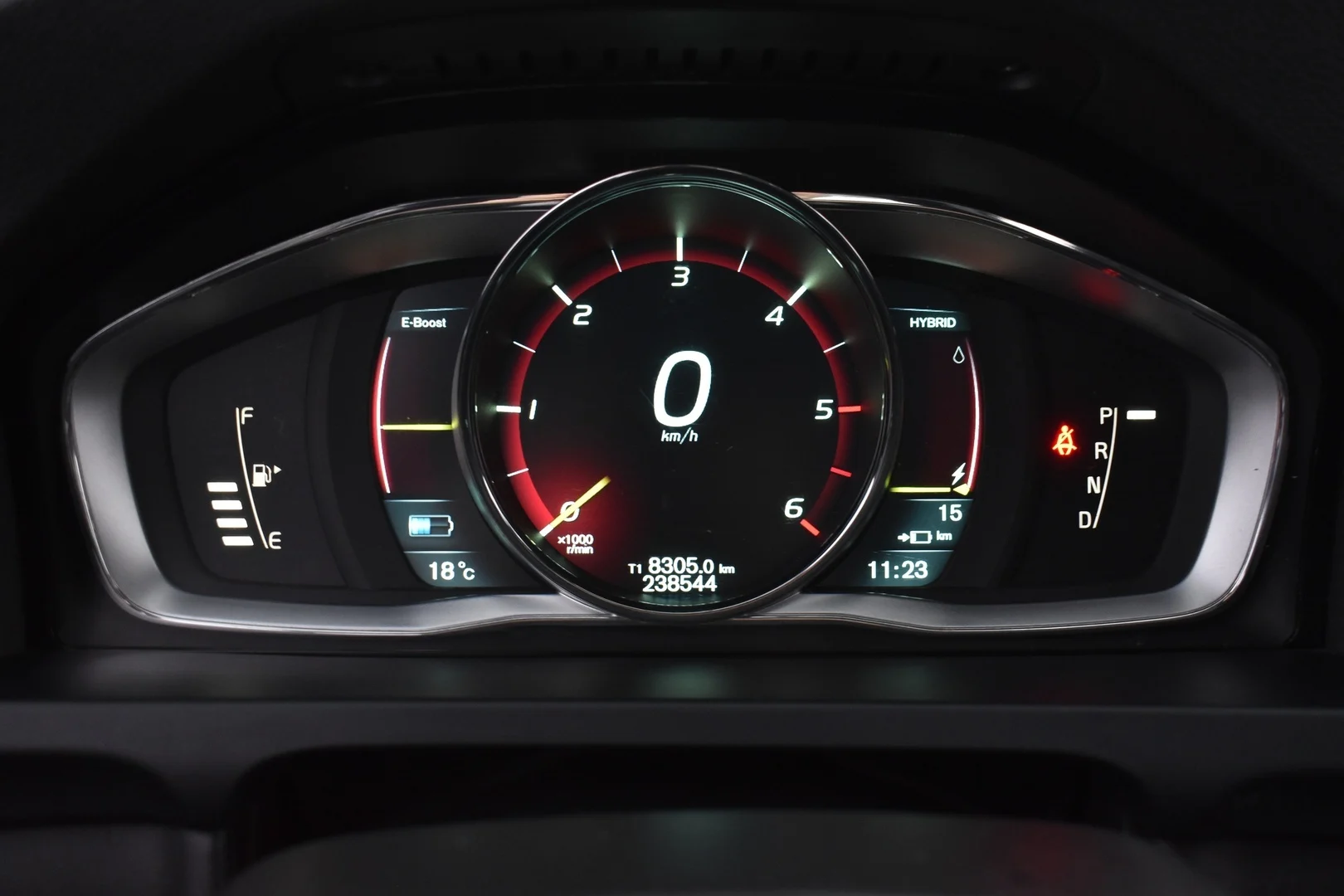 Car Image - 1Q68iQ5STSZ2mPPMAN41U7