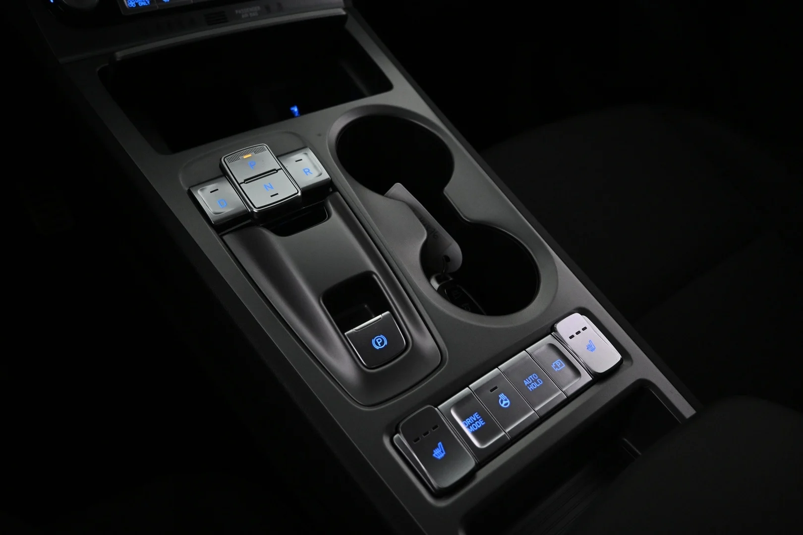 Car Image - 5XDzz3aKqz12slTqWoakPS
